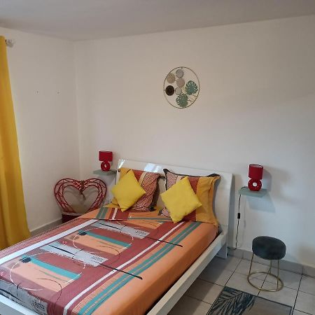 Entre Mer Et Montagne, Appartement Climatise, Vue Mer, Wifi 생트 마리 외부 사진