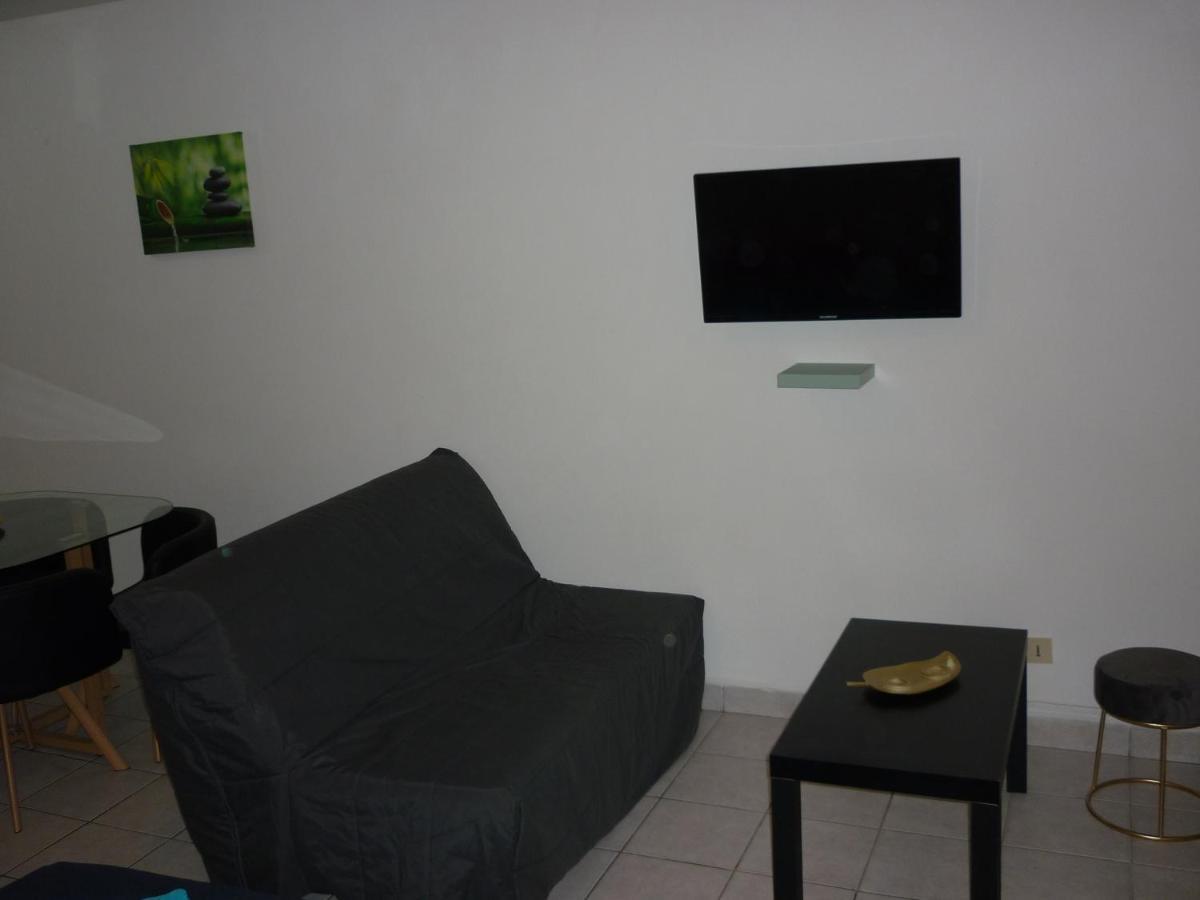 Entre Mer Et Montagne, Appartement Climatise, Vue Mer, Wifi 생트 마리 외부 사진